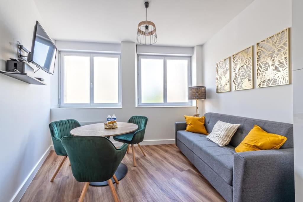 Апартаменты Evasion-Moderne Quatre Moulins Брест Экстерьер фото